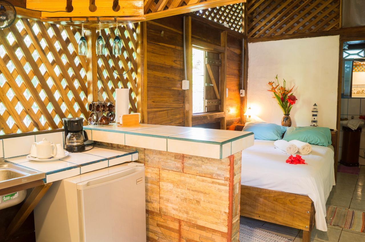 Hostal Cecilia Puerto Viejo de Talamanca Екстериор снимка